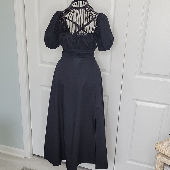 FORE Elegant Black Dress with Unique Strappy Design Size Small - Picture 1 of 10